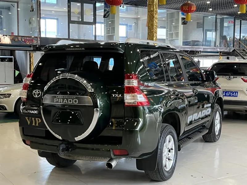 Toyota Prado — фото 6