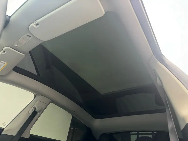 Tesla Model Y — фото 19