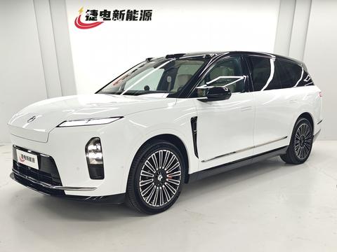 Nio ES8