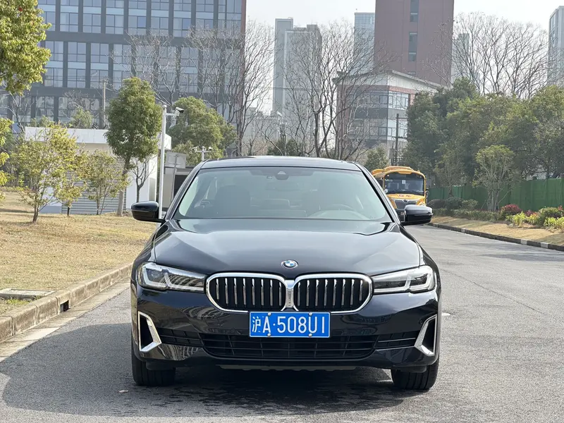 BMW 5 Series — фото 2