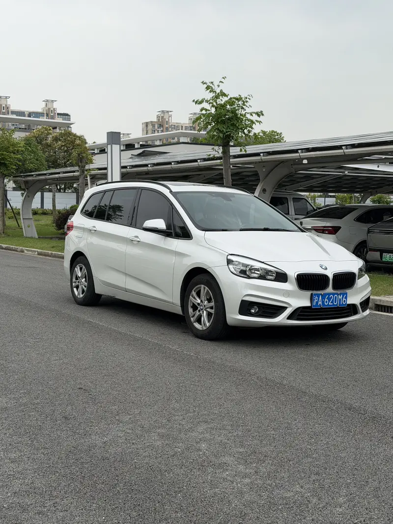 BMW 2 Xi Lv Xing Che — фото 3