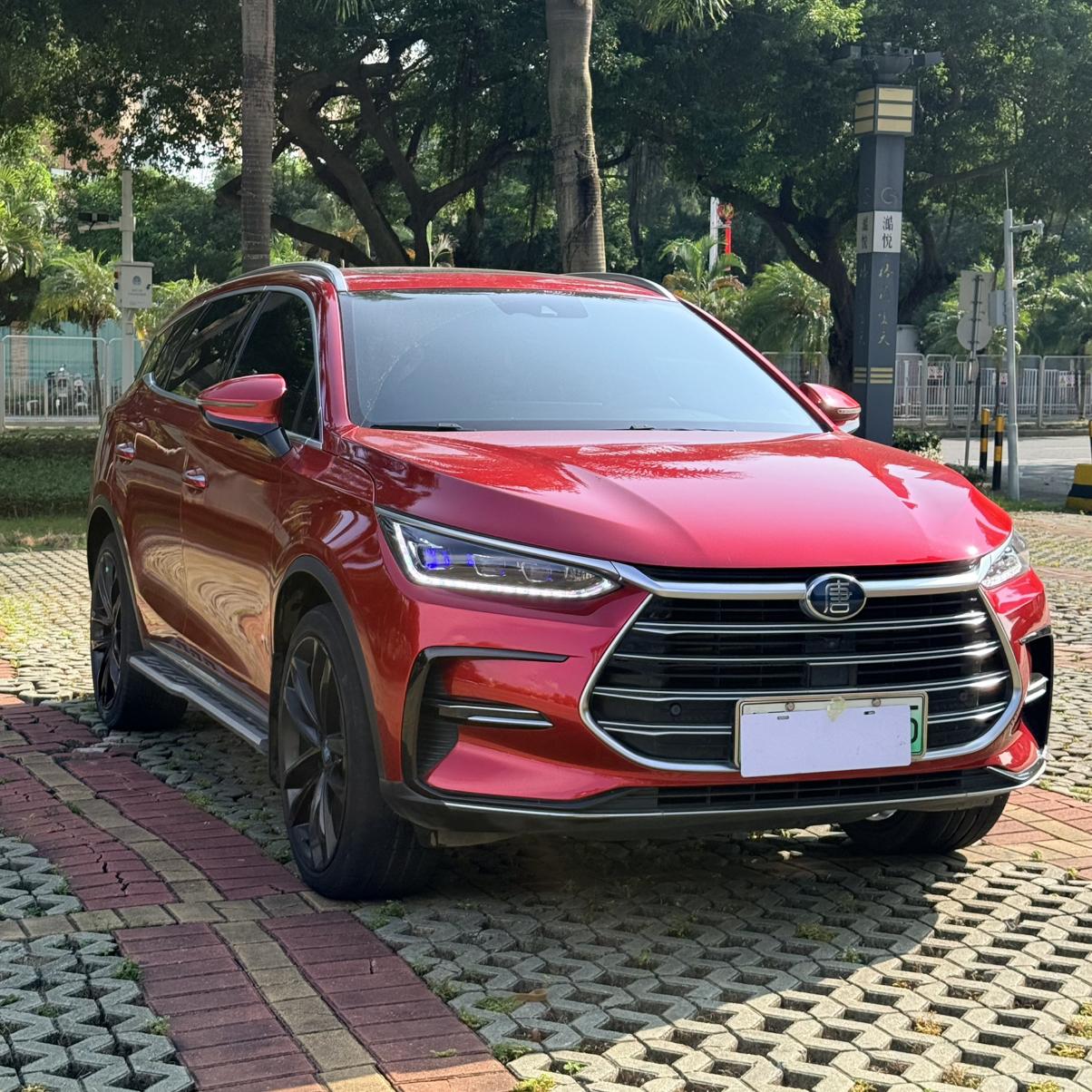 BYD Tang DM: фотография 3 из 19