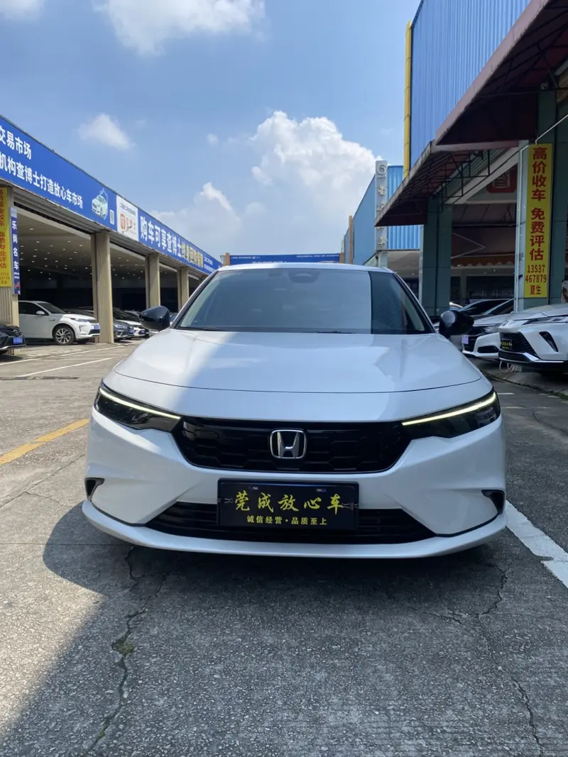 Honda Integra HATCHBACK 240TURBO CVT· люкс — фото 2