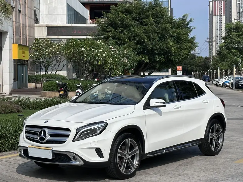 Mercedes-Benz GLA — фото 1