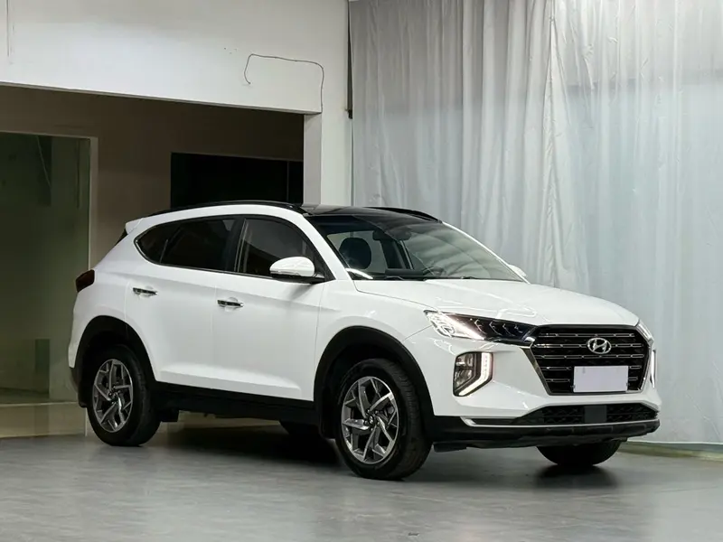 Hyundai Tucson 280 TGDi 2 WD V — фото 3