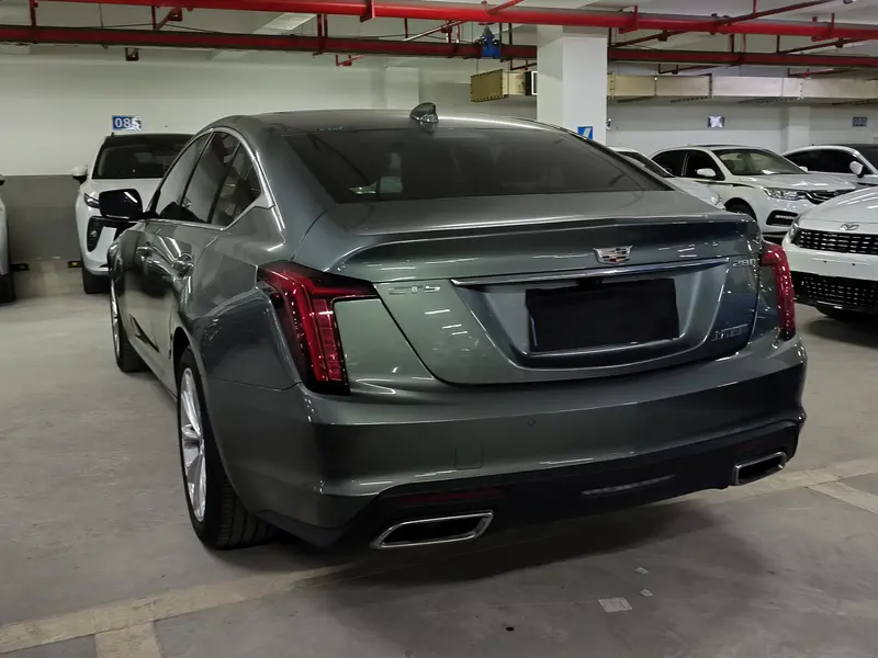 Cadillac CT5 — фото 4