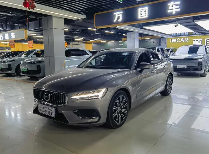 Volvo S 60 B 4 Luxury