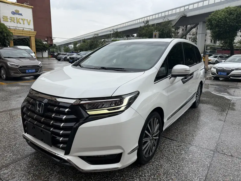 Honda Elysion 2.0 L Luxury