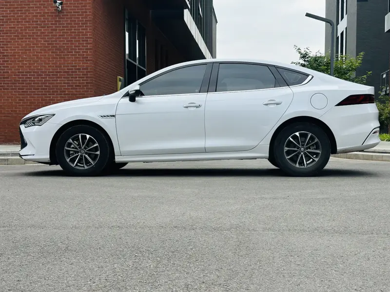 BYD Qin Plus — фото 4