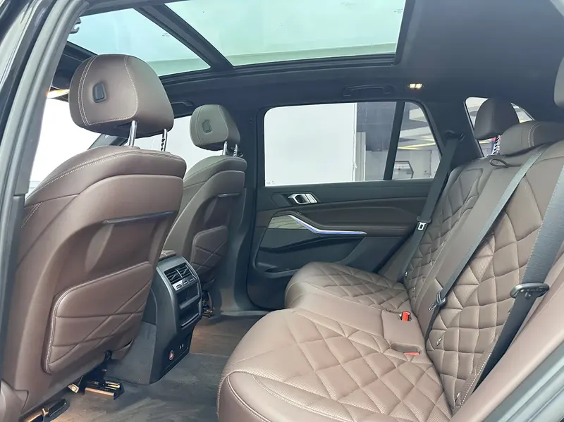 BMW X5 xDrive 30Li M спортпакет — фото 8
