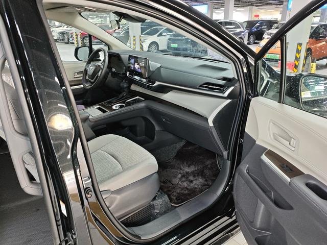 Toyota Saina id 4387237 из Китая 9