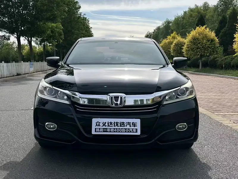Honda Accord 2.0L элит — фото 2