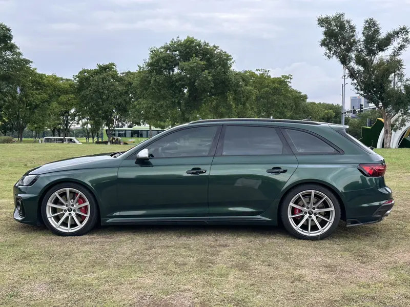 Audi RS 4 RS4 2.9T Avant — фото 4