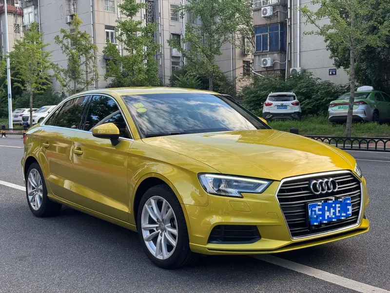 Audi A3 Limousine 35 TFSI базовая — фото 3