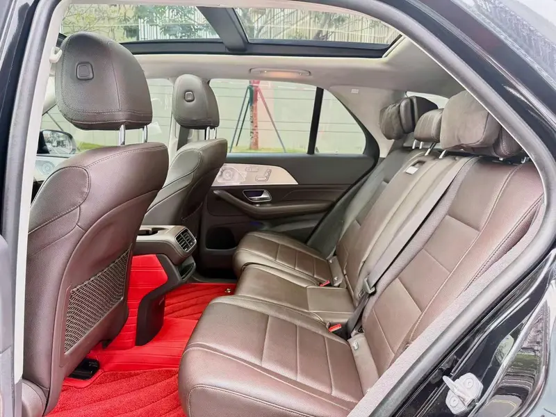 Mercedes-Benz GLE — фото 15