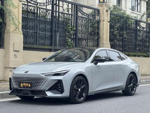 Changan UNI-V 2022 1.5T Luxury