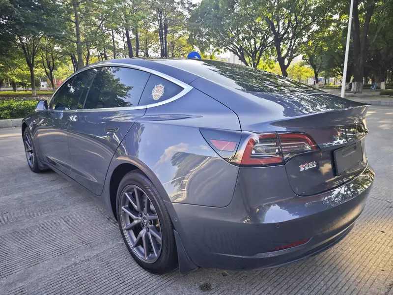 Tesla Model 3 RWD — фото 5