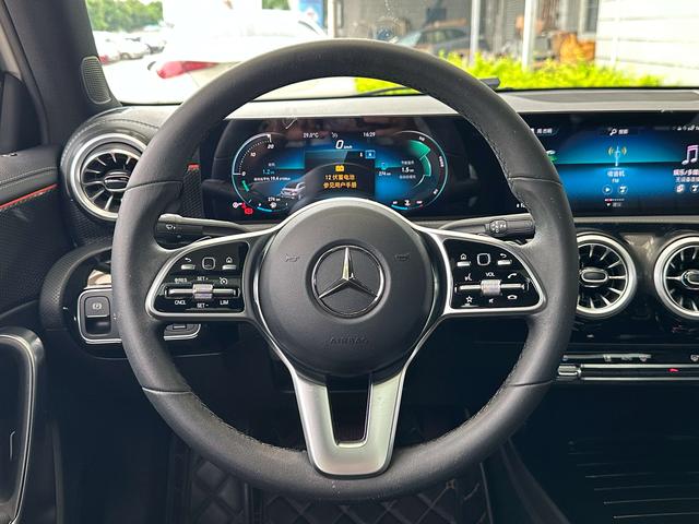 Mercedes-Benz Class A id 4387567 из Китая 13