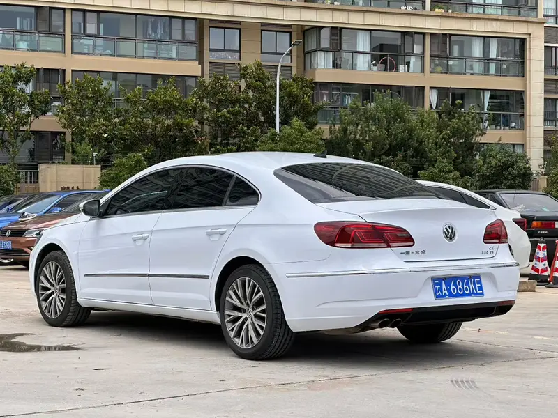 Volkswagen CC — фото 4