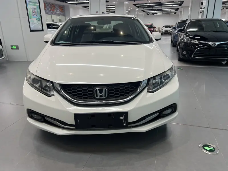 Honda Civic — фото 2