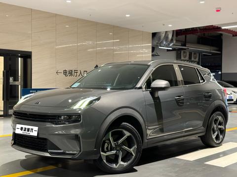 Lynk & Co 06 EM-P