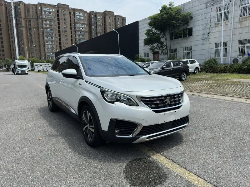 Peugeot 5008 — фото 3