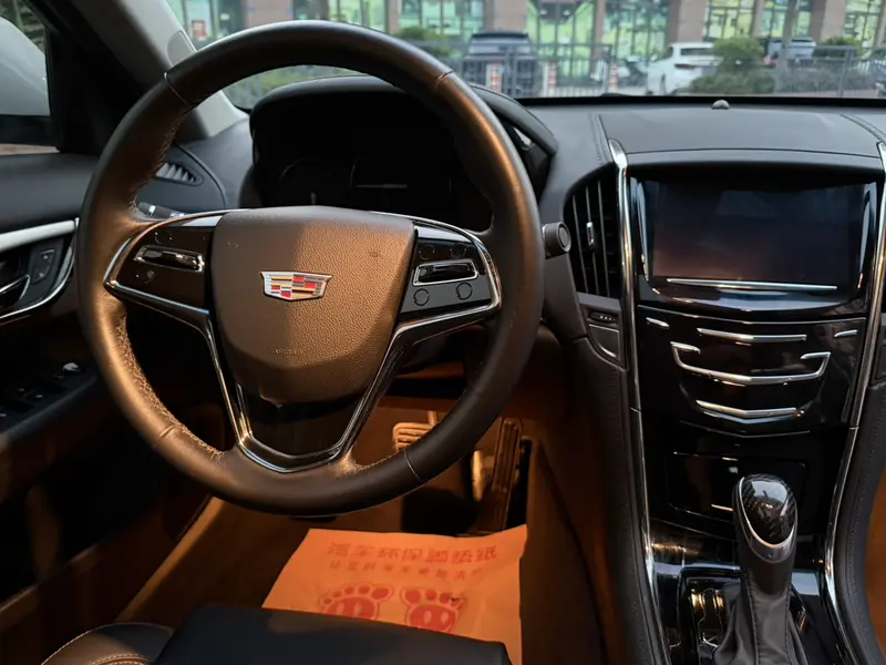 Cadillac ATS-L — фото 10