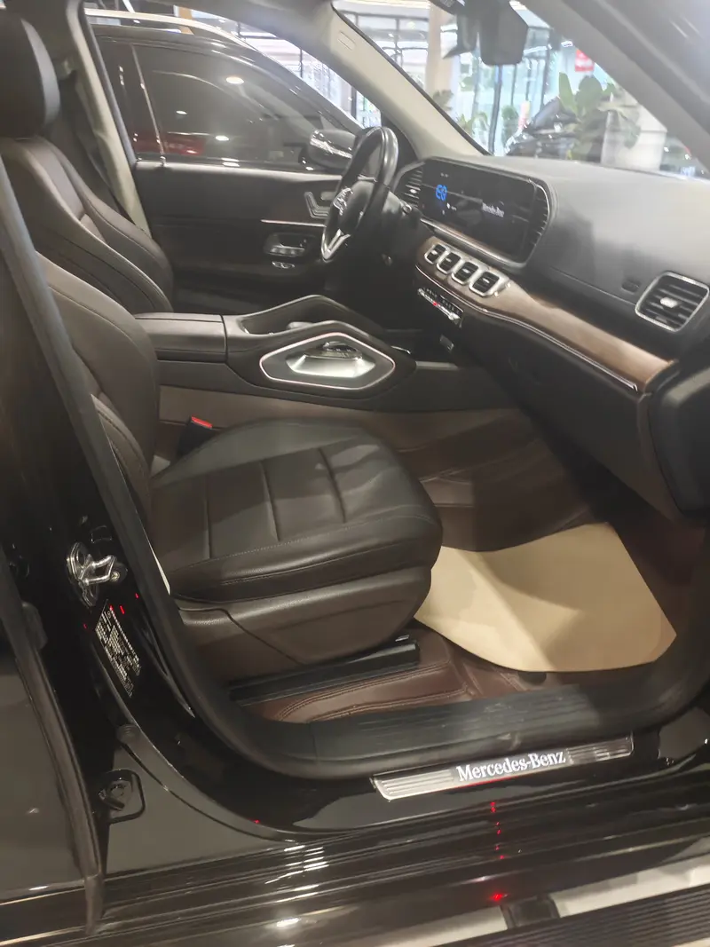 Mercedes-Benz GLE 350e 4MATIC — фото 4