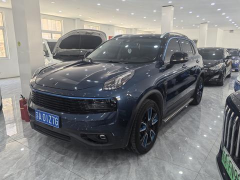 Lynk & Co 01