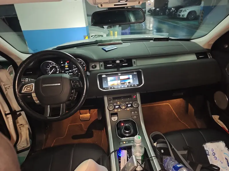 Land Rover Range Rover Evoque — фото 10