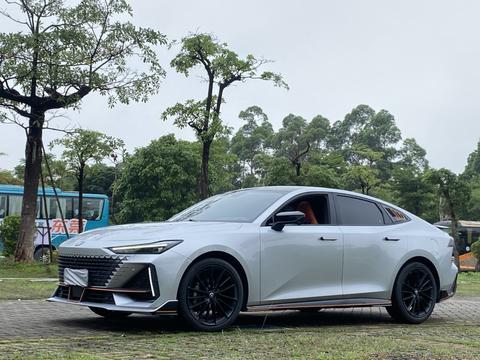 Changan UNI-V