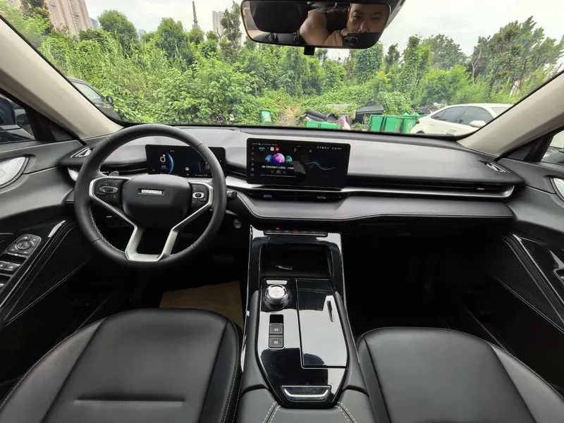 Haval H 6 1.5 T AT 2 WD Supreme+ — фото 7