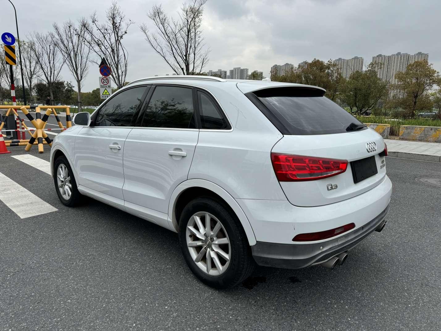 Audi Q3 — фотографии объявления, Фото 7