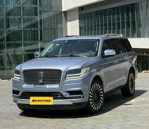 Lincoln Navigator