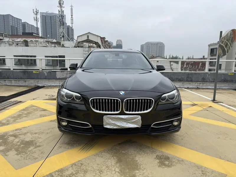 BMW 5 Series — фото 2