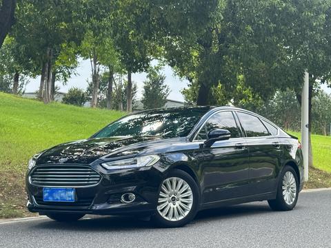 Ford Mondeo 2013 2.0L GTDi200 Fashion