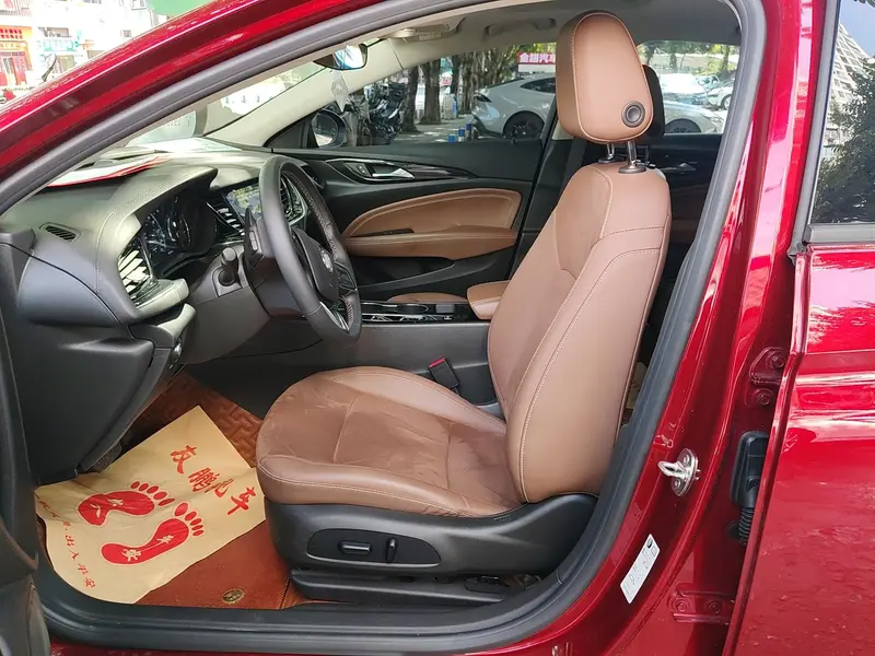 Buick Regal — фото 7