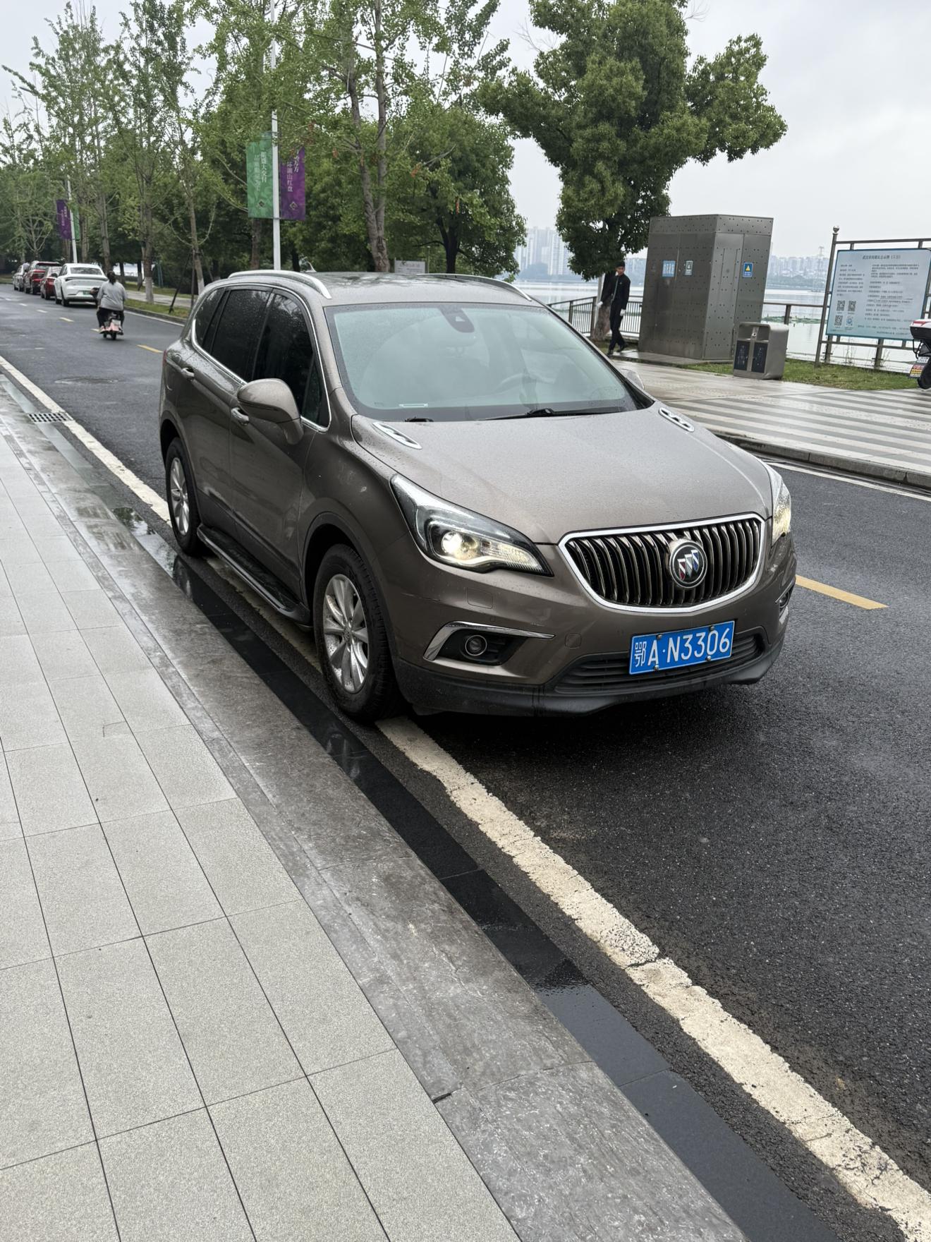 Buick Envision — фотографии объявления, Фото 3