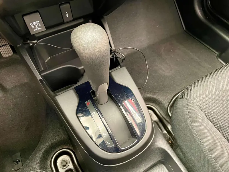 Honda Fit 1.5L CVT комфорт — фото 10