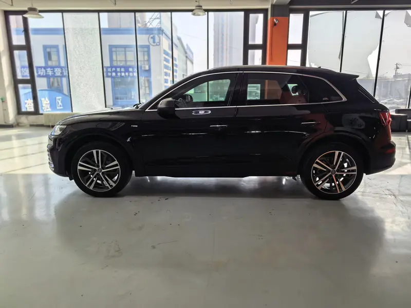Audi Q 5 L 40 TFSI V — фото 4