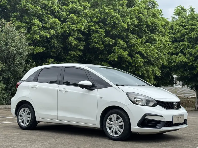 Honda Fit — фото 3