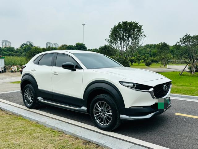 Mazda CX-30 EV — фотографии объявления, Фото 9