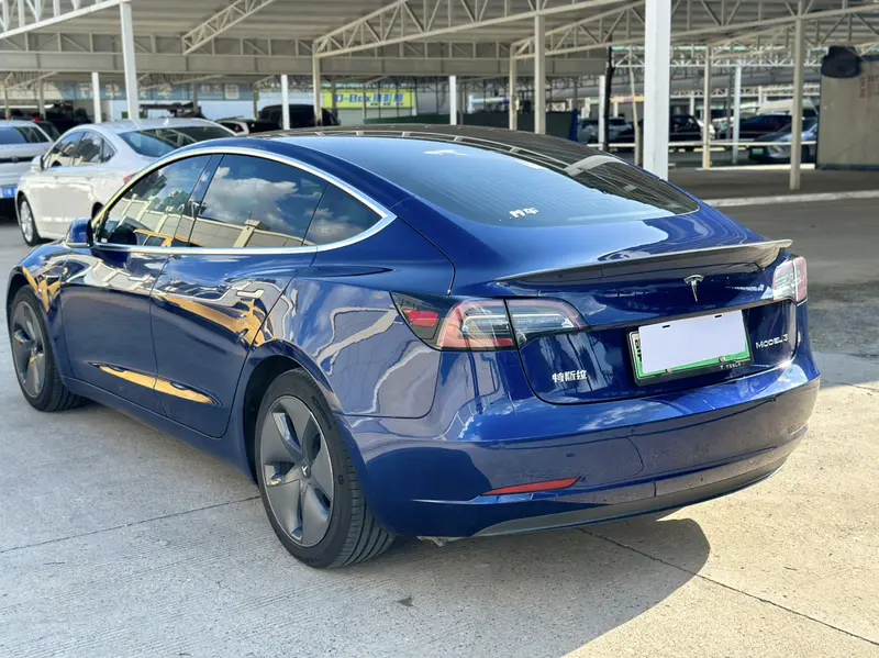 Tesla Model 3 RWD — фото 4