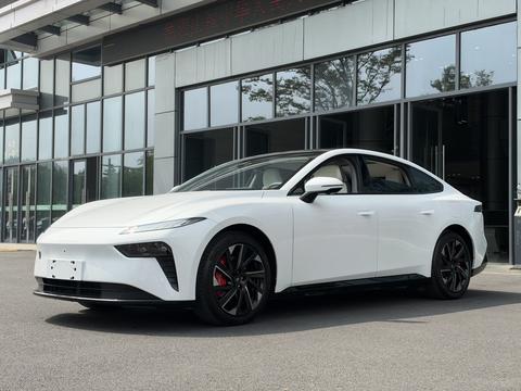 Dongfeng eπ 007