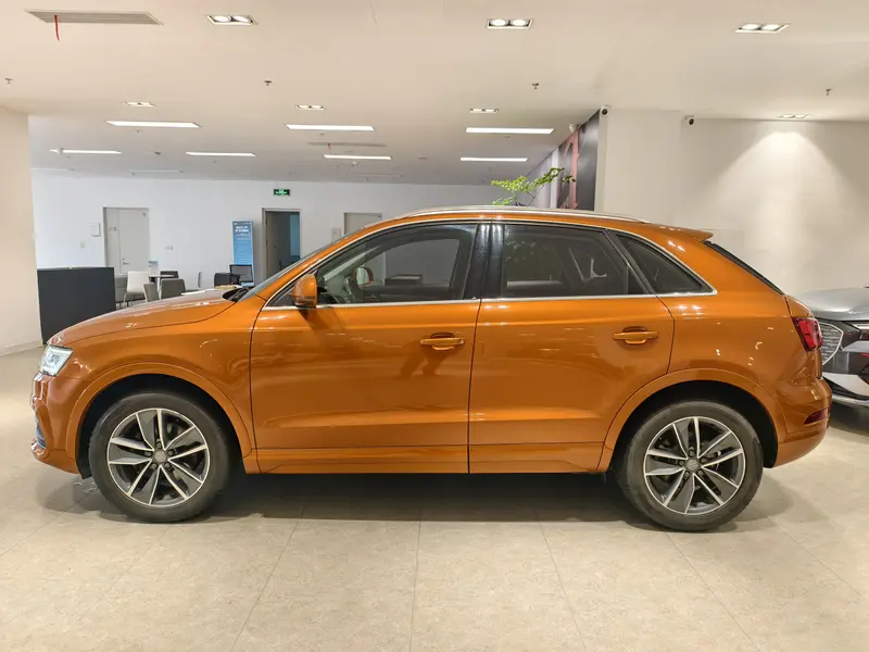 Audi Q3 — фото 4