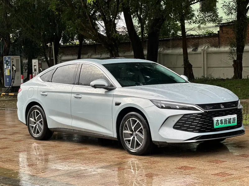 BYD Qin L — фото 3