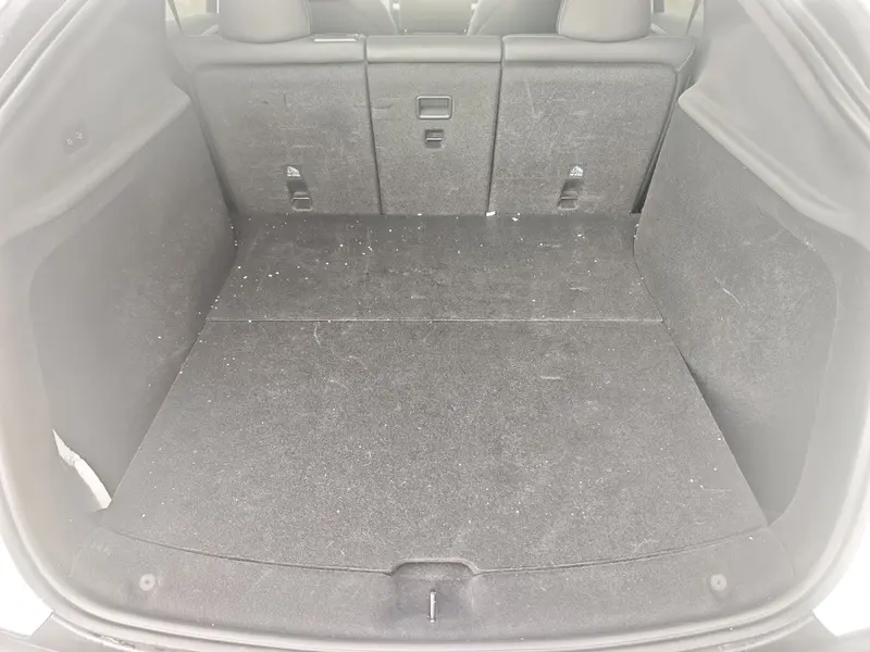 Tesla Model Y — фото 14
