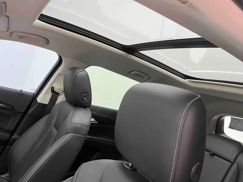 Buick Envision Plus 652T 5 мест люкс — фото 15