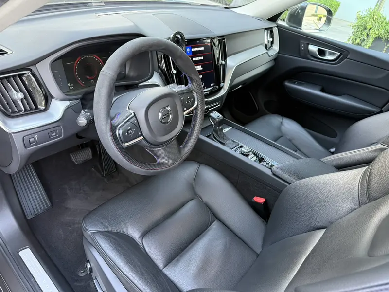 Volvo XC60 T5 полный привод VI — фото 7