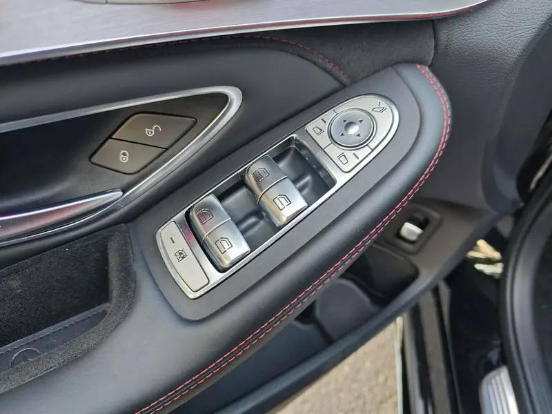 Mercedes-Benz C-Class AMG — фото 15